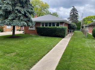 929 Wesley Dr, Park Ridge, IL 60068