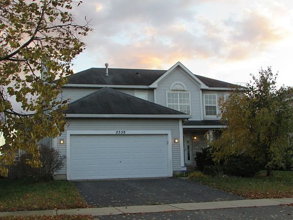 3rd image of 2339 Prescott Dr