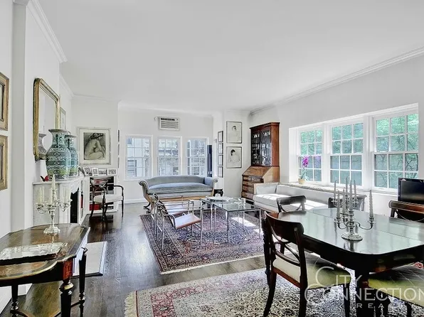 35 W 54th St APT 7, New York, NY 10019