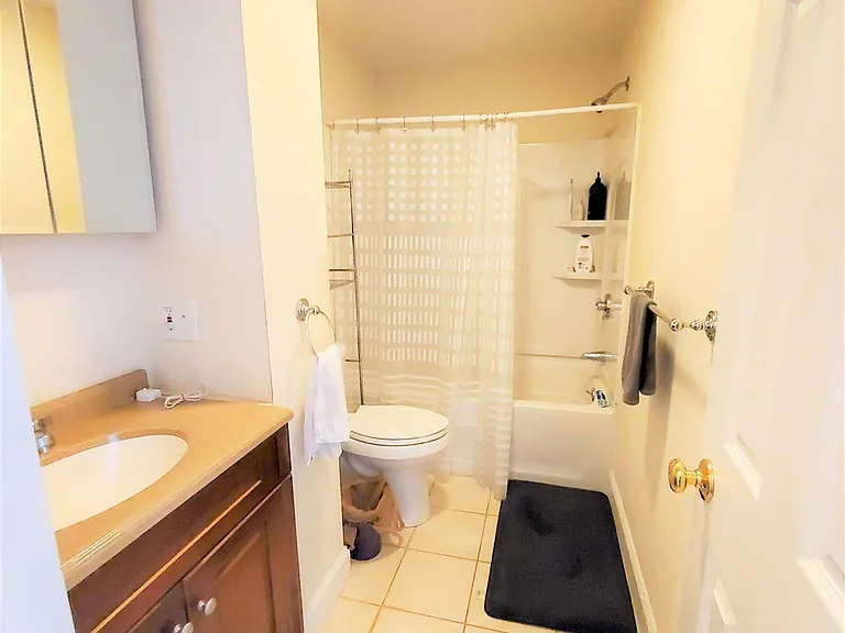 389 Columbia St #2 — Photo 19