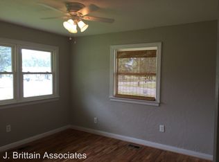 302 6th St NE, Jacksonville, AL 36265