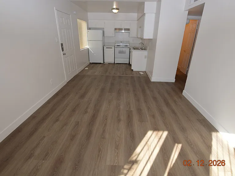 1458 Sombrero Dr #4 — Photo 3