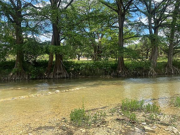 Frio River access 05/16/20.