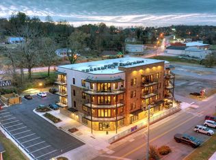 2B Blue Ridge Sta, Blue Ridge, GA 30513