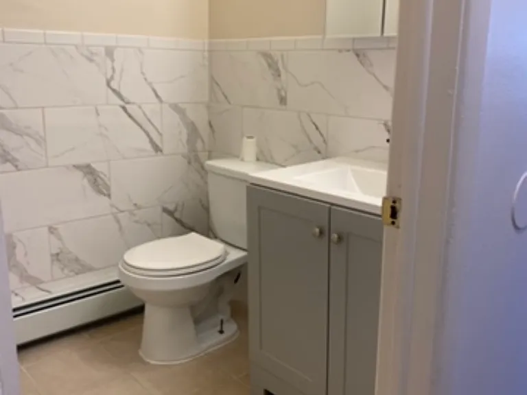 417 N Richmond Ave #417 — Photo 2