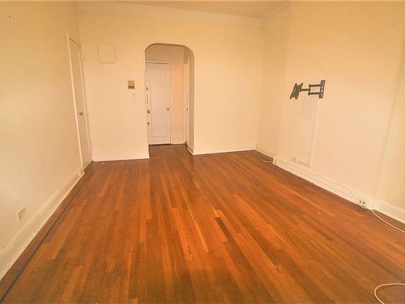 2nd image of 342 E 81st St #35