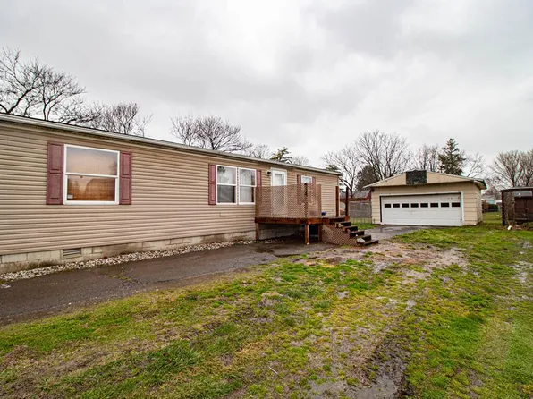 95 Bressler St, Sayre, PA 18840