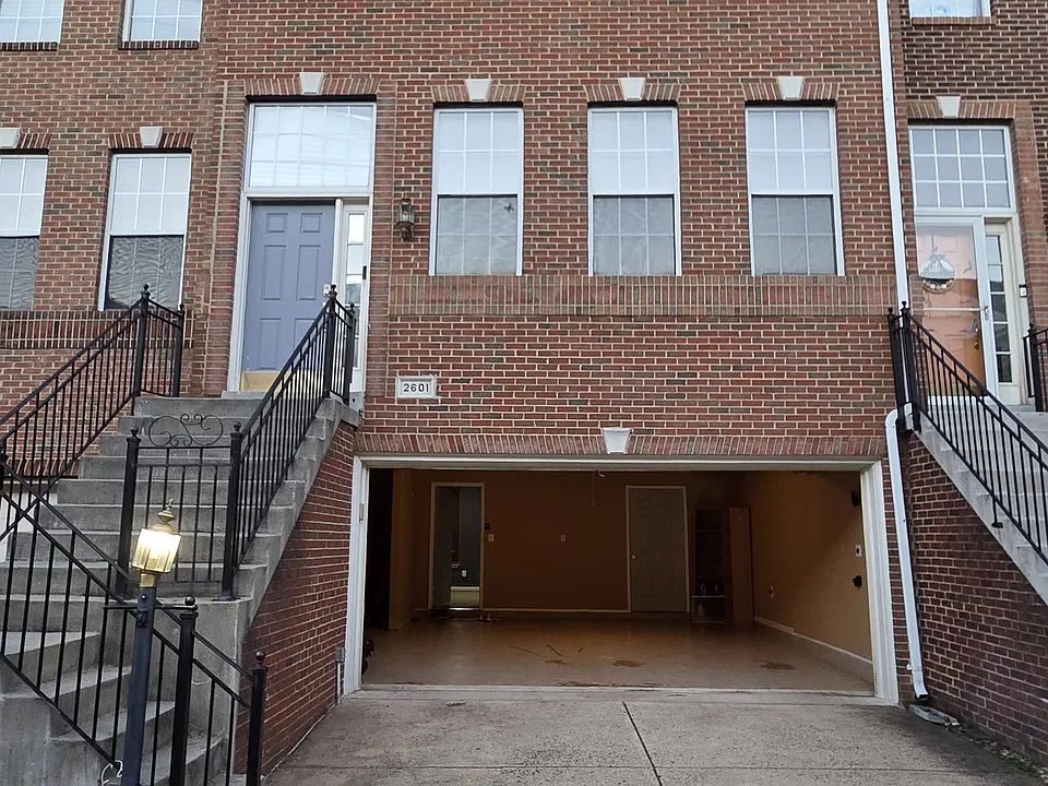 2601 Logan Wood Dr