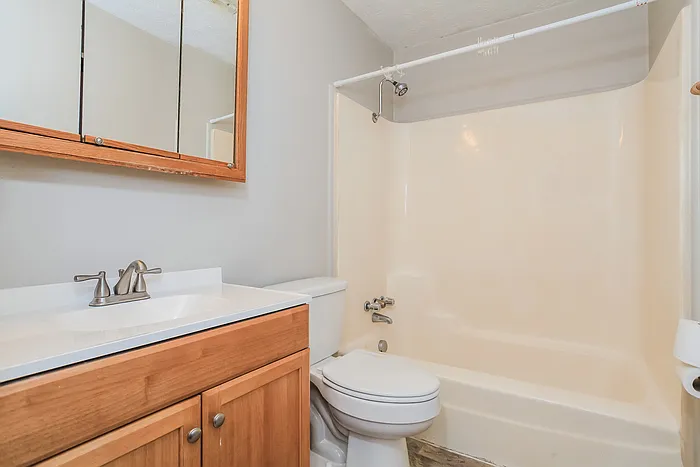 10288 Dewhill Ln — Photo 11