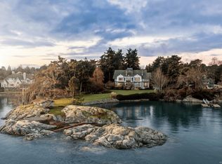 3175 Beach Dr, Oak Bay, BC V8R6L7