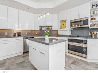 808 Brickell Key Drive, MIAMI, FL 33131