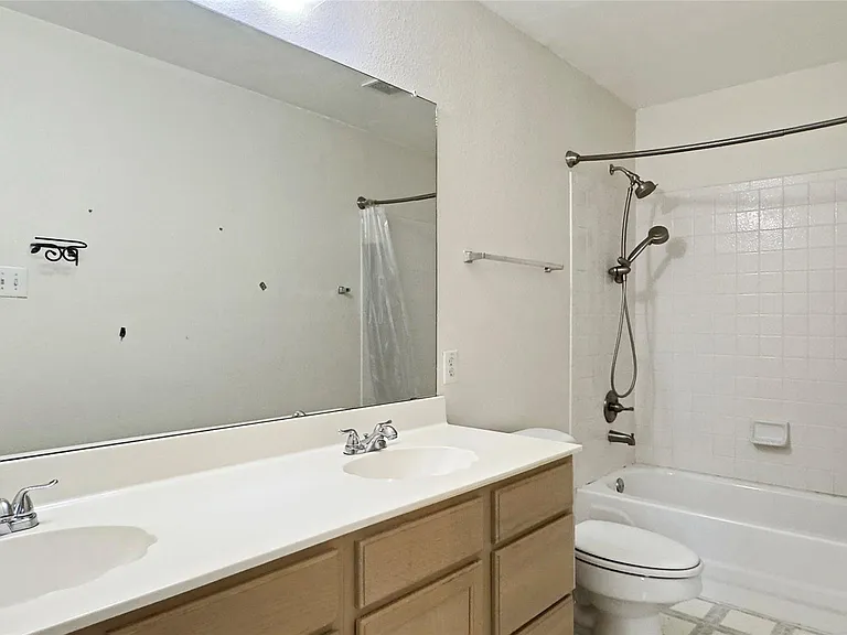 12810 Bartholdi St — Photo 22
