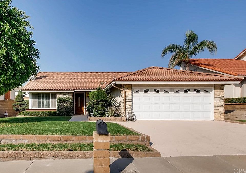1st image of 23425 Coyote Springs Dr