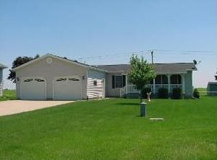 14 S Vernon St, Princeton, IL 61356