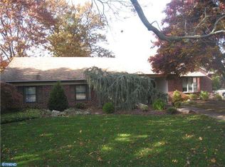 290 Madison Rd, Huntingdon Valley, PA 19006