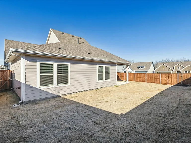 13204 Enclave Pkwy — Photo 22