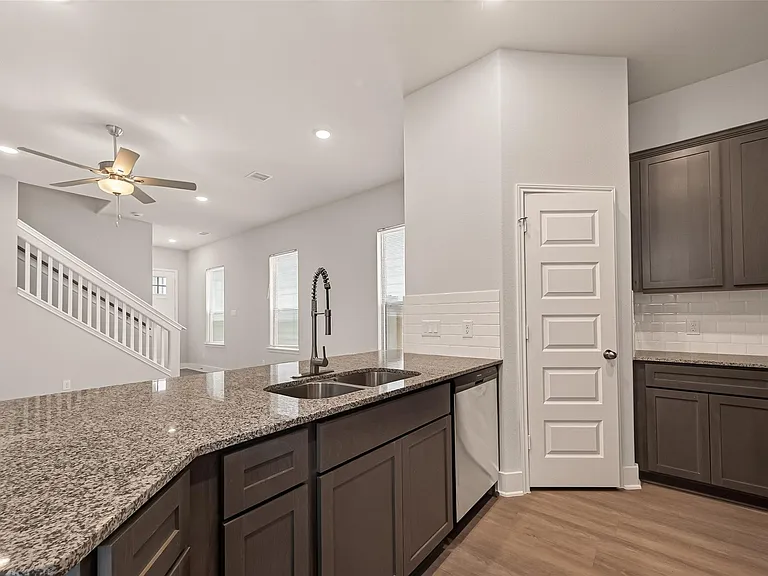 13412 Sun Cay Dr — Photo 13