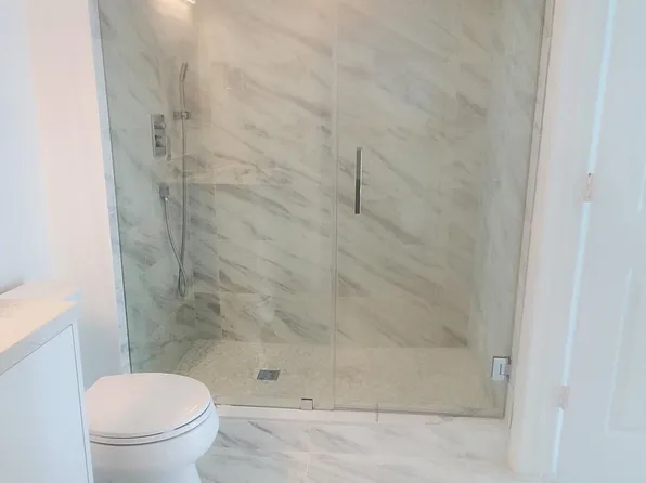 1155 Brickell Bay Dr, Miami, FL