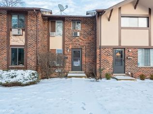 1S259 Dillon Ln, Villa Park, IL 60181