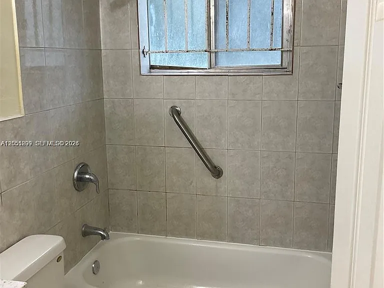 1195 NW 100th Ter #1 — Photo 13