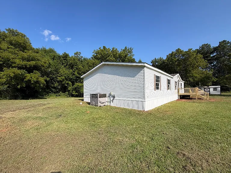 109 Corn Rd — Photo 3