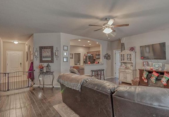 4th image of 9608 Emilee Grace Ln