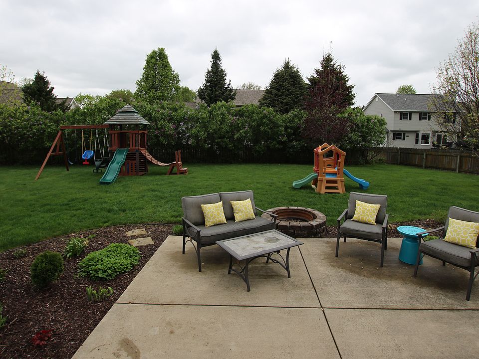 1st image of 7498 Dunross Dr