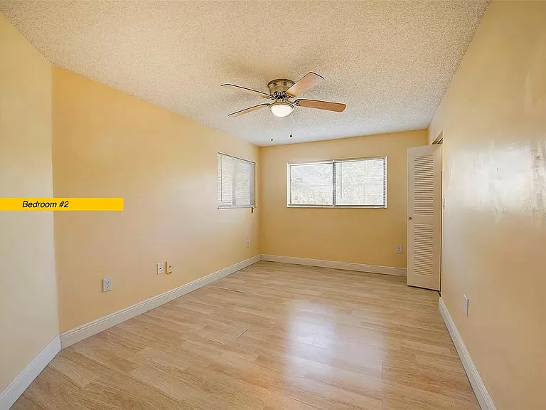 20681 NE 4th Pl #102 — Photo 9