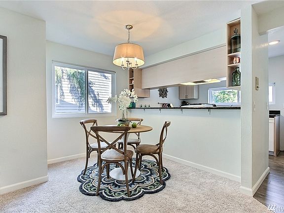 4th image of 3049 127th Pl SE APT F22