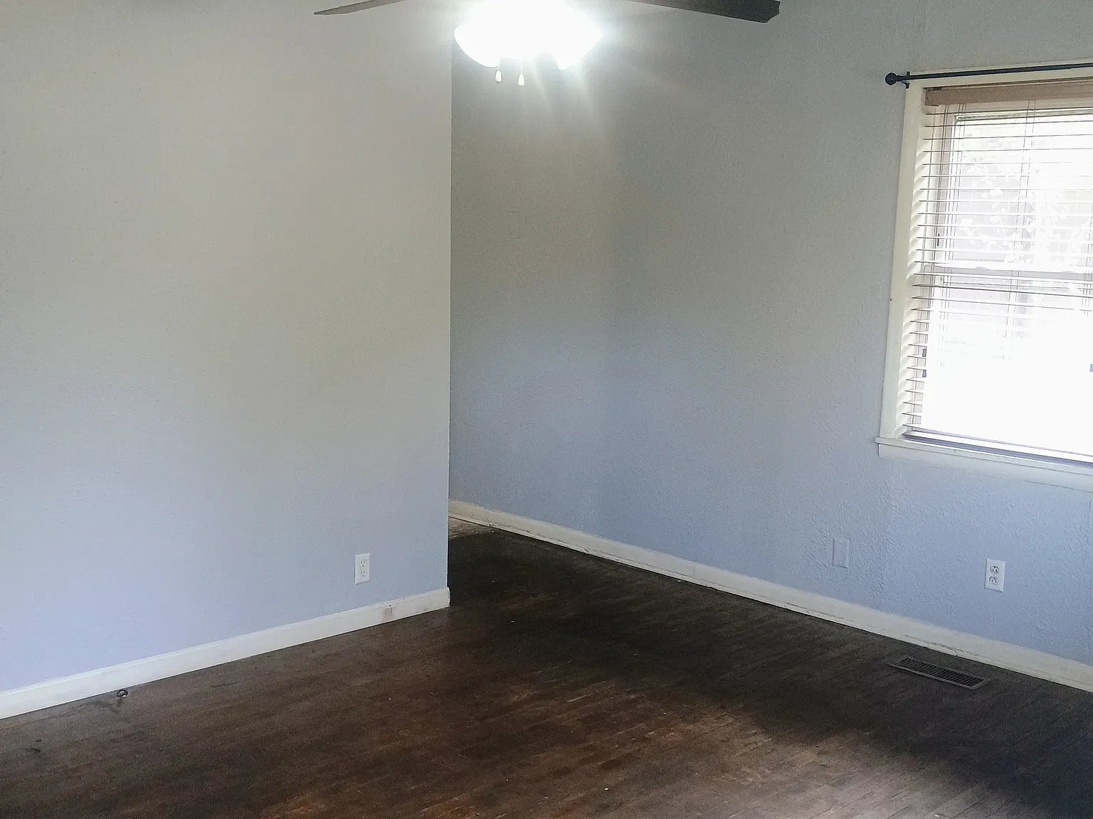 2 bed, 660 sqft, $700 — Photo 3