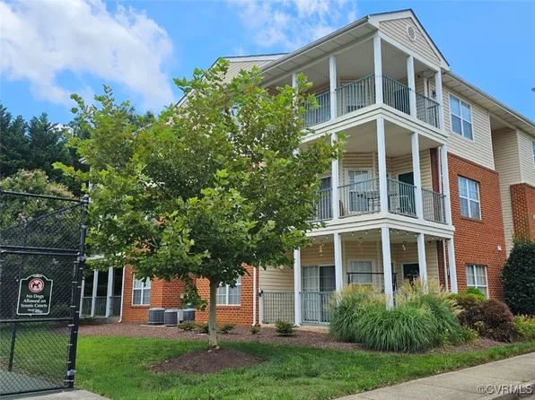 801 Brassie Ln APT E, Glen Allen, VA 23059