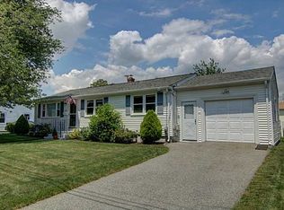 237 Chapmans Ave, Warwick, RI 02886