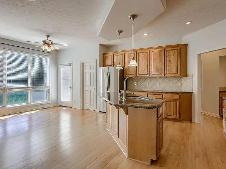 18074 Mayberry St — Photo 11