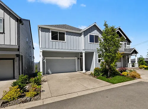 17555 SW Sunview Ln Photo 1