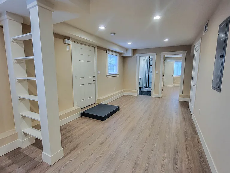 1442 Alcatraz Ave #1442 — Photo 11