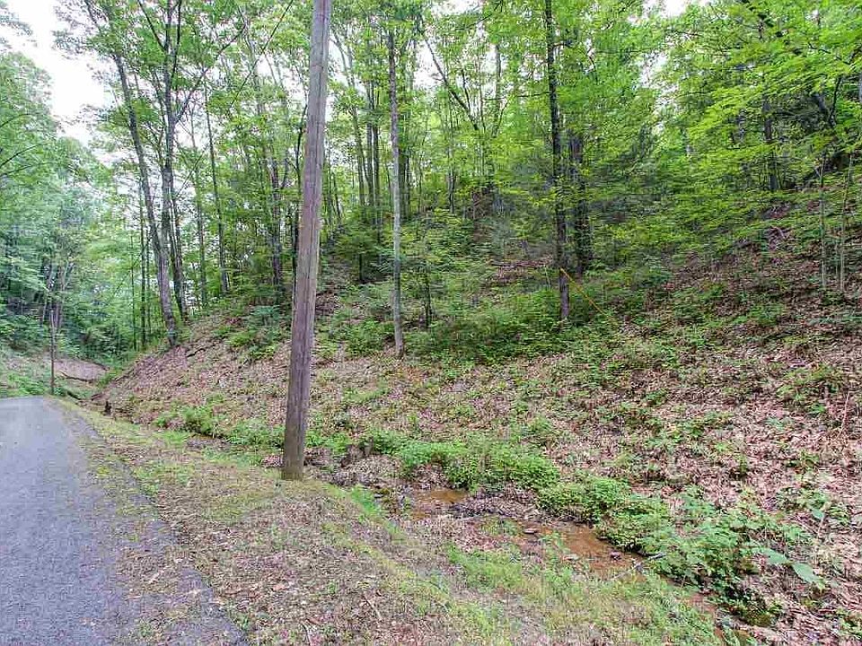 1st image of 3502 Caney Creek Rd