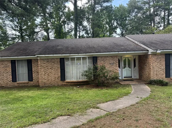 200 Medallion Cir, Shreveport, LA 71119