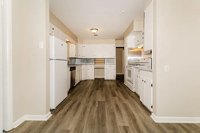 3 bed, 2.0 bath, 1814 sqft, $1,795 — Photo 4