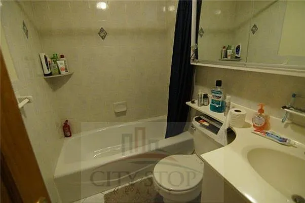 Rented by City Stop Realty | media 31