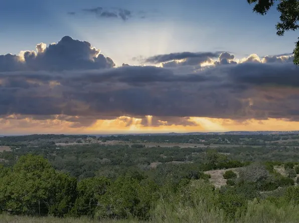 2225 Schumann Rd, Stonewall, TX 78671