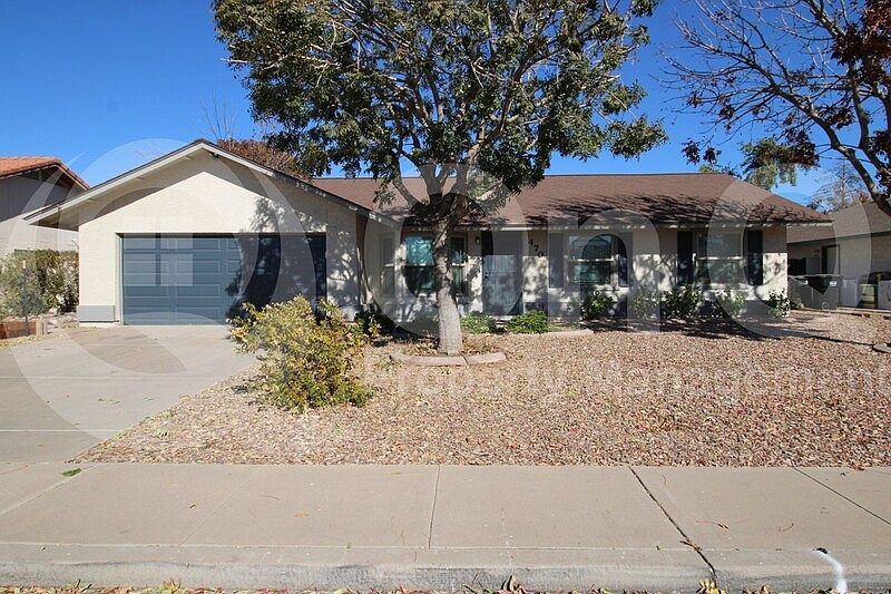 1st image of 470 E Juanita Ave