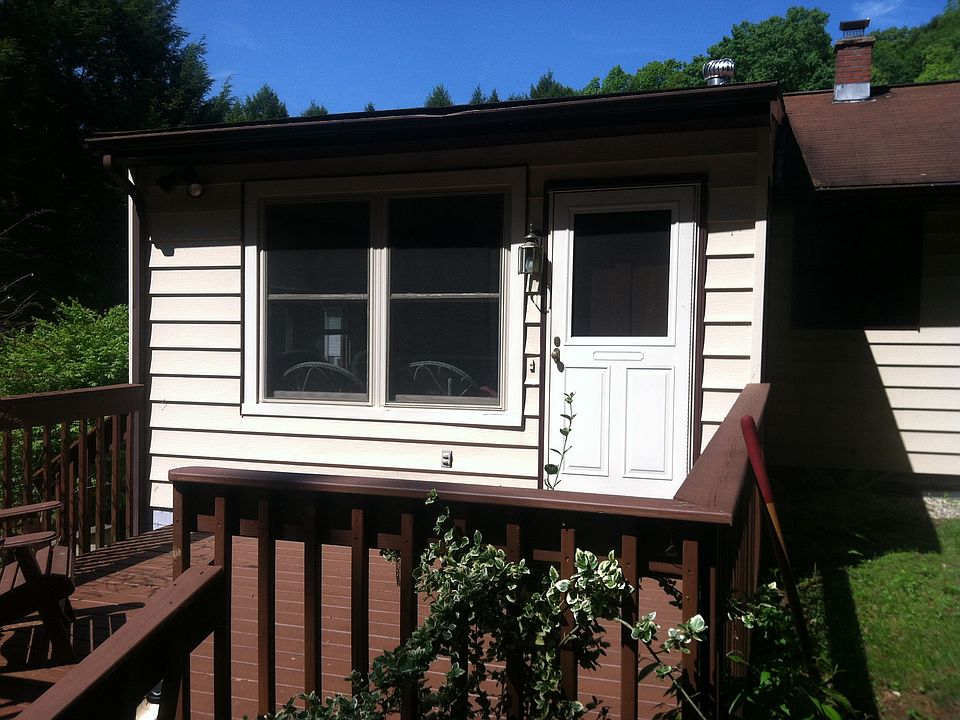 2nd image of 20 Branch Rd