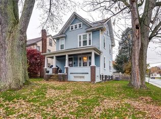 907 Woods Rd, Syracuse, NY 13209