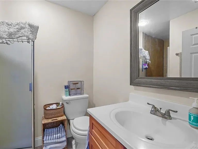 29 Dean Ave #1F — Photo 13