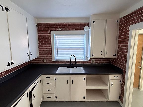5th image of 30818 Dollarhide Rd