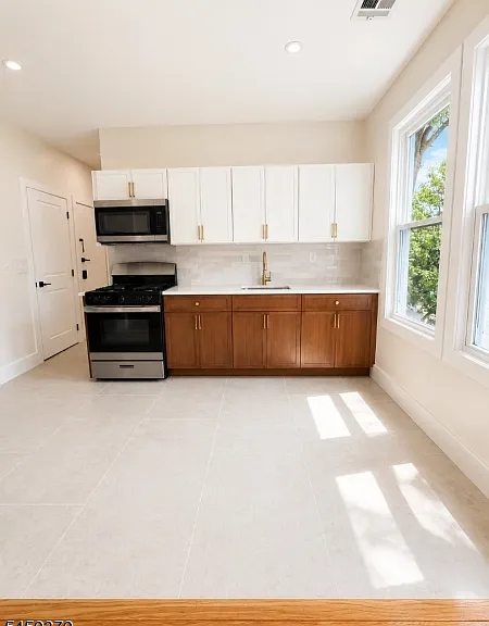 34 Feiner Pl — Photo 16