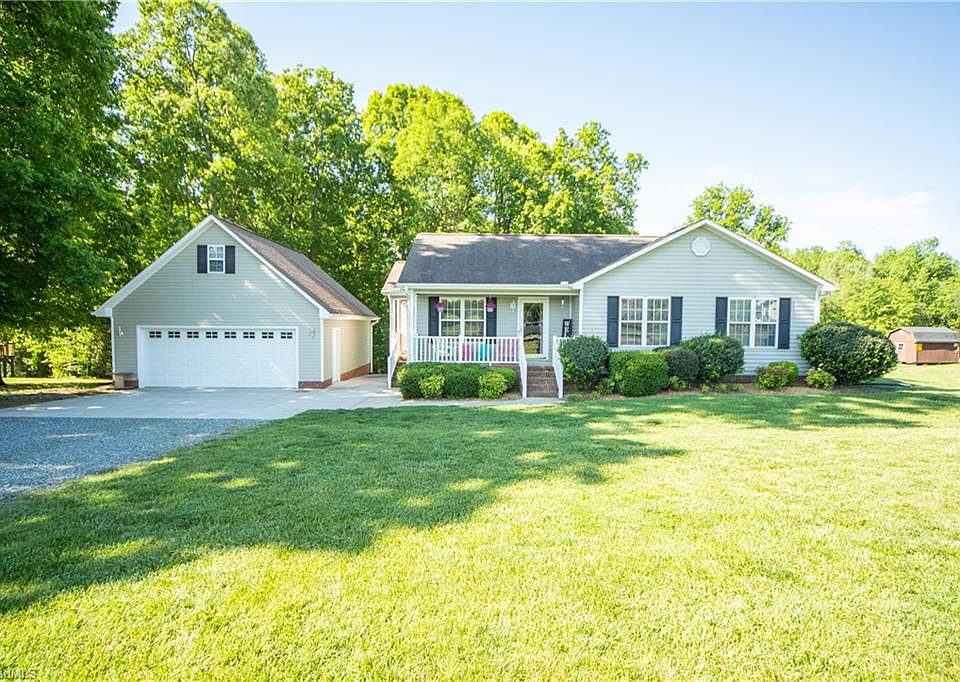 1st image of 3552 Westmeadow Ln