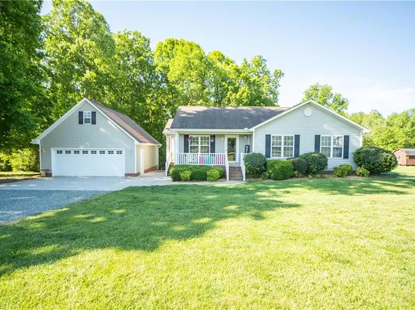 3552 Westmeadow Ln, Elon, NC 27244