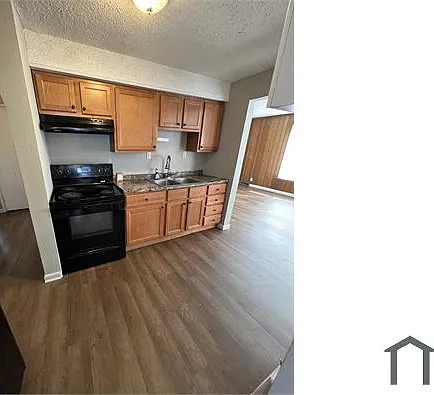 7700 Underhill Dr — Photo 2