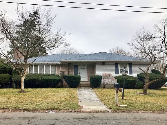 2nd image of 19 Cherry Hill Rd